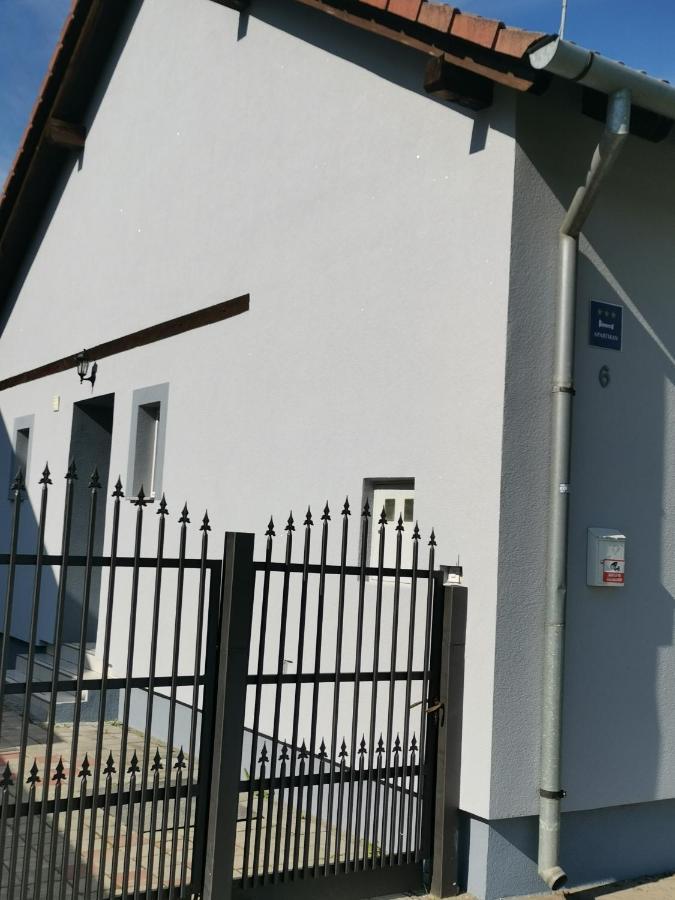 Apartman Lucija Kuca Za Odmor Vukovar Εξωτερικό φωτογραφία
