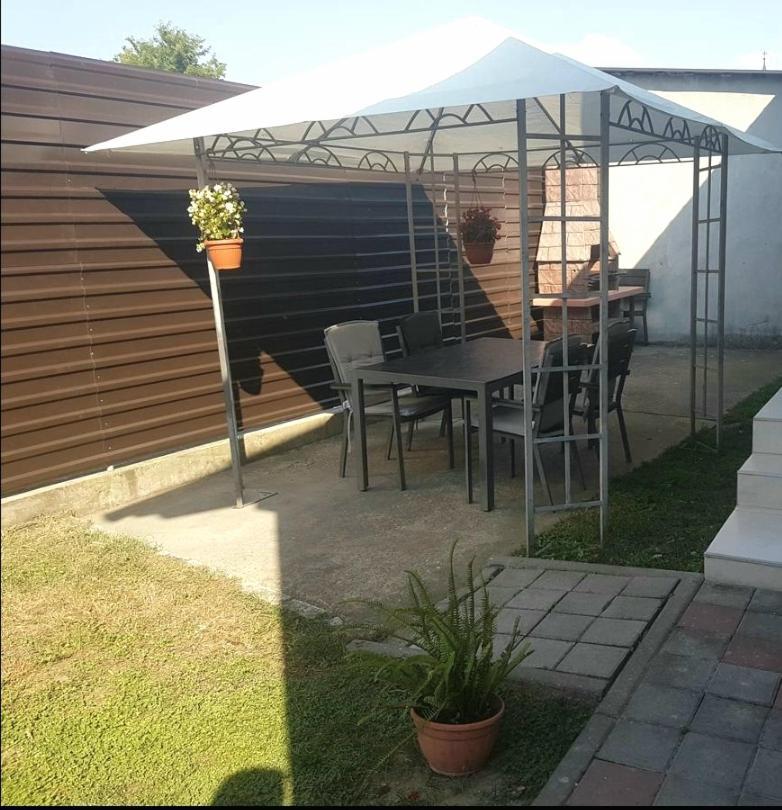 Apartman Lucija Kuca Za Odmor Vukovar Εξωτερικό φωτογραφία